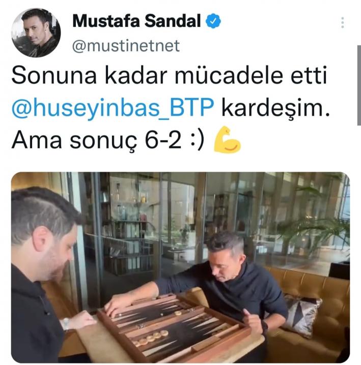 <BTP LİDERİ HÜSEYİN BAŞ, MUSTAFA SANDAL ’LA TAVLA OYNADI.