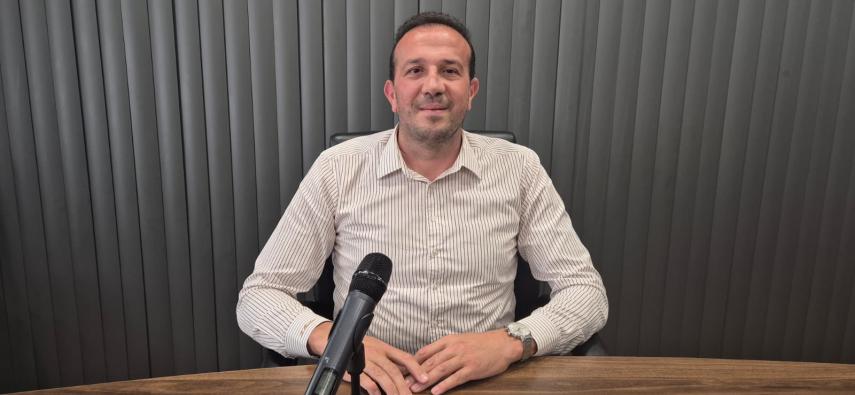 ”Siyasi eleştiler suçmuş gibi bir iddianame oluşturulmuş”