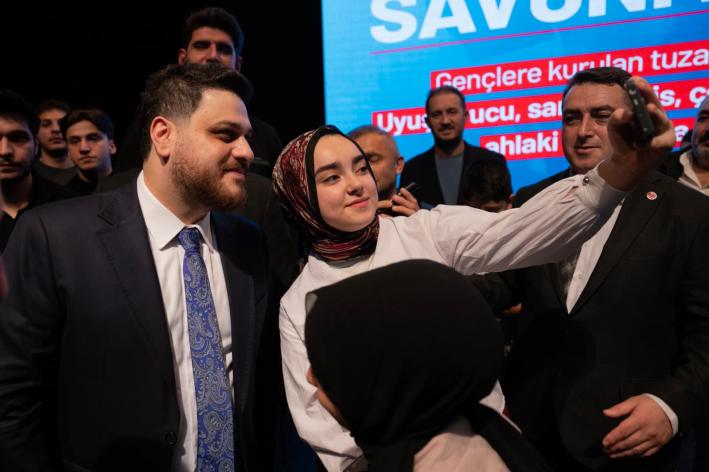 Türkiye de nesillerin bozulması için bilinçli olarak planlanmış bir tezgah var